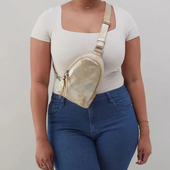 NWT HOBO Metallic Leather Fern Sling Bag - Picture 2 of 13